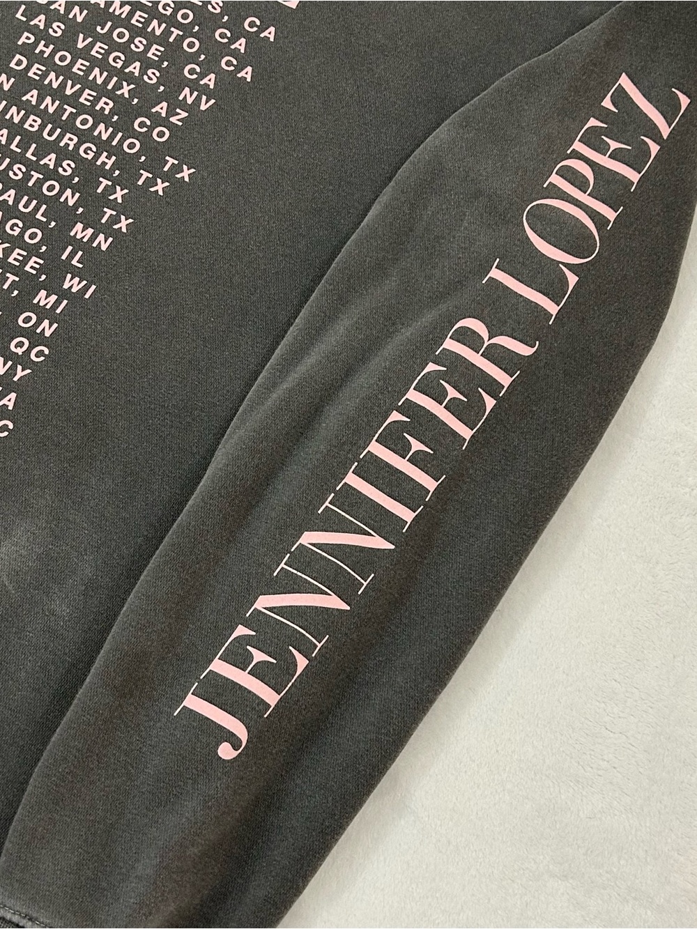 Jennifer Lopez It’s My Party Tour 2019 Concert Merch Hoodie Sweatshirt Women’s S - Picture 3 of 13